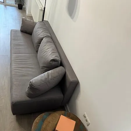Apartment 609