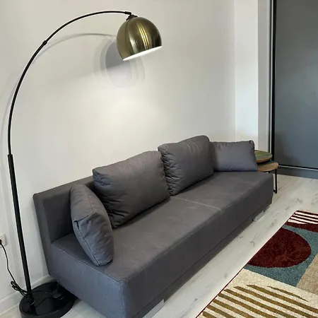 Apartment 609
